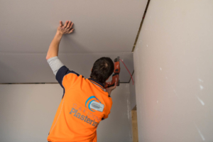 Fixing Plasterboard